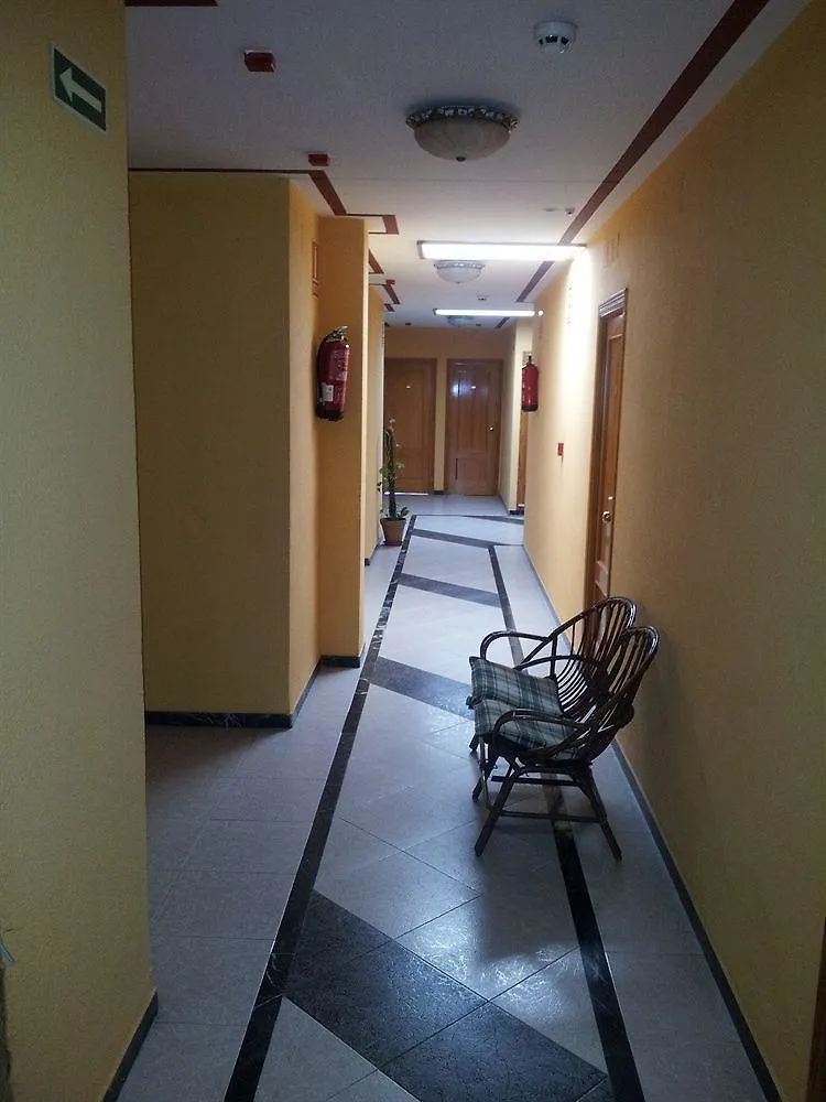 Hotel Lux Aljarafe Mairena del Aljarafe 2*,
